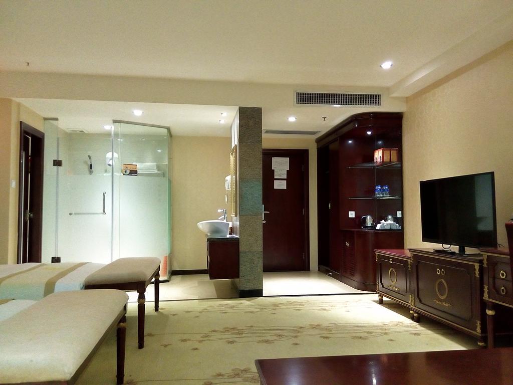 Guangzhou Li Gang Hotel قوانغتشو الغرفة الصورة
